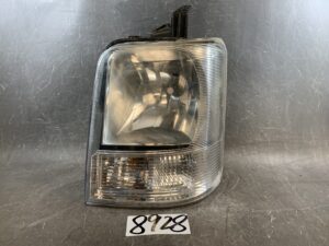 SUZUKI EVERY NISSAN NV100 Headlight LE04G6129 Left Side x1