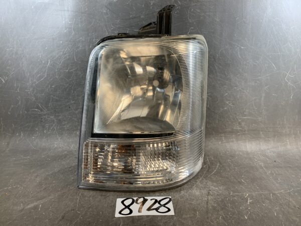 SUZUKI EVERY NISSAN NV100 Headlight LE04G6129 Left Side x1 » JDM-PARTS NZ