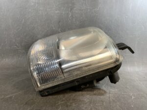 SUZUKI EVERY DA64V Genuine Headlight AL LE04G6129 Left Side x1