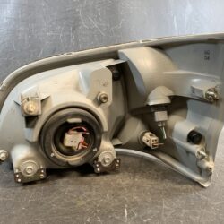 DAIHATSU HIJET TRUCK Genuine Headlight STANLEY P4941R Right Side x1