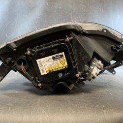 TOYOTA VOXY NOAH ZRR75 Genuine Headlight KOITO 28-203 Left Side x1