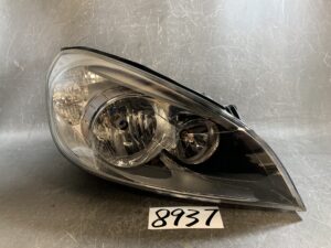Volvo S60 V60 Genuine Headlight Valeo 31299997 Right Side x1