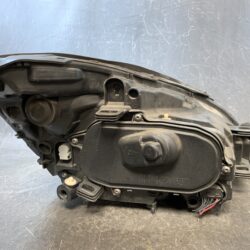 Volvo S60 Genuine Headlight Valeo 31299996 Left Side x1