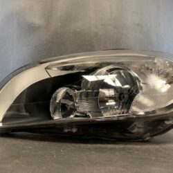 Volvo S60 Genuine Headlight Valeo 31299996 Left Side x1