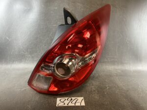 NISSAN TIIDA / TIIDA LATIO C11 NC11 SC11 SNC11 Genuine TaiNISSAN TIIDA / LATIO C11 NC11 SC11 SNC11 Taillight P7511 Right Side x1llight STANLEY P7511 R Right Side x1