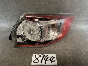 MAZDA AXELA BL Taillight STANLEY P8240 Right Side x1