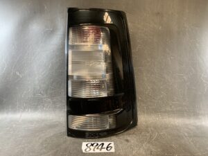 TOYOTA SIENTA NCP81 NCP85 Taillight KOITO 52-241 Right Side x1