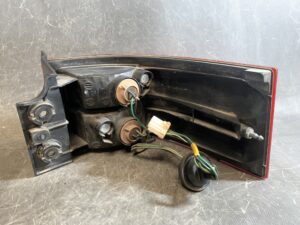 NISSAN LAFESTA B30 Genuine Taillight ICHIKOH D001A Left Side x1