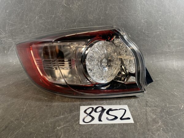 AXELA BL BLEFW BL5FW BLEAW Taillight P8240 Left Side x1 » JDM-PARTS NZ