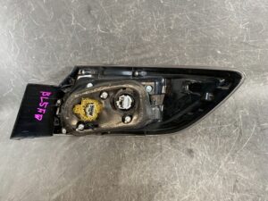 MAZDA AXELA SPORT BL5FW Genuine Taillight STANLEY P8240 Left Side x1