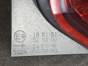 VOLKSWAGEN POLO 6RCBZ Genuine Taillight 60R 945 096 Right Side x1