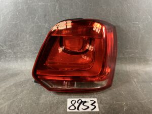 VOLKSWAGEN POLO 6RCBZ Genuine Taillight 60R 945 096 Right Side x1