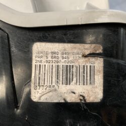 VOLKSWAGEN POLO 6RCBZ Genuine Taillight 60R 945 096 Right Side x1