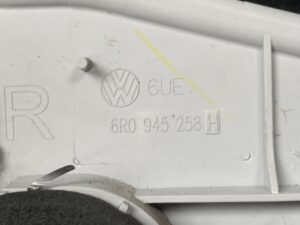 VOLKSWAGEN POLO 6RCBZ Genuine Taillight 60R 945 096 Right Side x1