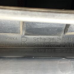 MERCEDES BENZ V CLASS GF-638234 Genuine Taillight YORKA 638 820 13 64 Right Side x1