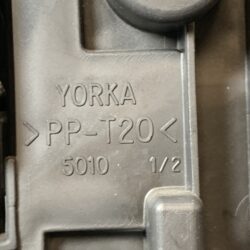 MERCEDES BENZ V CLASS GF-638234 Genuine Taillight YORKA 638 820 13 64 Right Side x1