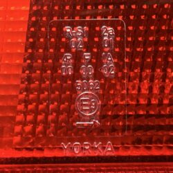 MERCEDES BENZ V CLASS GF-638234 Genuine Taillight YORKA 638 820 13 64 Right Side x1