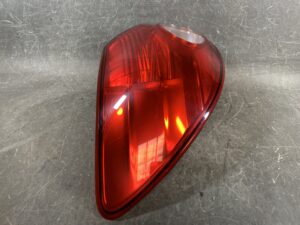 （重複）NISSAN AD VY12 Genuine Taillight KOITO 220-24886 Left Side x1