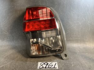 TOYOTA SPADE Genuine Taillight STANLEY 52-262 Left Side x1