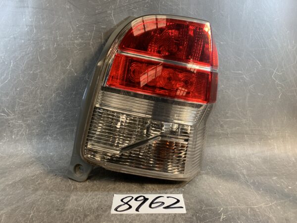 TOYOTA PORTE / SPADE NSP140 NCP141 NCP145 Genuine Taillight STANLEY 52-262 Right Side x1 » JDM-PARTS NZ
