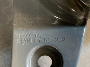 TOYOTA PORTE / SPADE NSP140 NCP141 NCP145 Genuine Taillight STANLEY 52-262 Right Side x1