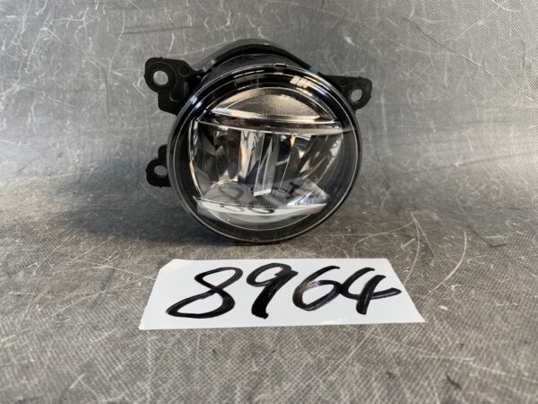 MITSUBISHI OUTLANDER PHEV GG3W Genuine Fog Light KOITO 114-11092 R Right Side x1 » JDM-PARTS NZ
