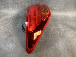 NISSAN BLUEBIRD SYLPHY G11Genuine Taillight KOITO 220-63823 Left Side x1