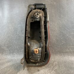 TOYOTA GRAND HIACE KCH10W Genuine Taillight KOTO 26-98 Left Side x1