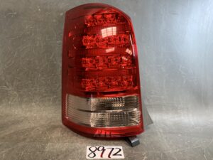 TOYOTA WISH ZNE10G Taillight ICHIKOH 68-14 Left Side x1