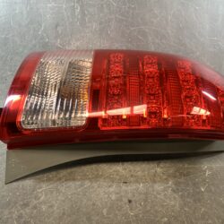 TOYOTA WISH ZNE10G Genuine Taillight ICHIKOH 68-14 Left Side x1