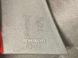 TOYOTA WISH ZNE10G Genuine Taillight ICHIKOH 68-14 Left Side x1