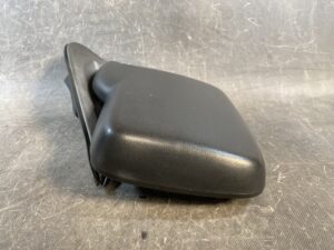 ISUZU COMO JVWME25 Genuine Door Mirror B38 Right Side x1