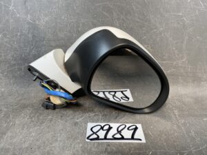 PEUGEOT 308 T75F02 Genuine Door Mirror with Indicator 12503430 Right Side x1