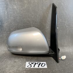 TOYOTA ESTIMA ARC50 HYBRID AHR20 Door Mirror 8406 Right Side x1