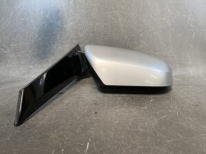 TOYOTA ESTIMA ACR50W Genuine Door Mirror Murakami 8406 / 8400 Right Side x1