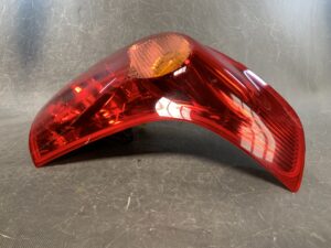 SUZUKI SWIFT ZC31S Genuine Taillight STANLEY P5780R Right Side x1