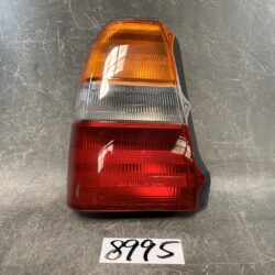 TOYOTA Crown Comfort YXS10 TSS10 GXS10 Genuine Taillight KOITO 53 13101L Left Side x1