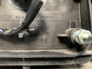 TOYOTA Crown Comfort YXS10 TSS10 GXS10 Genuine Taillight KOITO 53 13101L Left Side x1