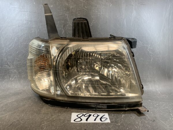 HONDA STEPWAGON STEPWGN RF3 Genuine Headlight STANLEY P1441 P1705 Right Side x1 » JDM-PARTS NZ