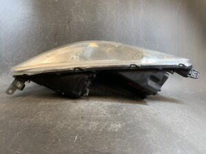 MITSUBISHI COLT Z25A Genuine Headlight STANLEY P2970 Right Side x1