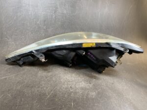 TOYOTA ESTIMA ACR30 Genuine Headlight KOITO 28-165 Right Side x1