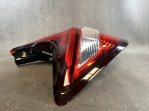 NISSAN NOTE HE12 Genuine Taillight ICHIKOH D202 Left Side x1