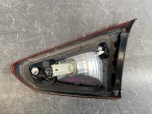 MAZDA DEMIO DJ DJ3FS DJLFS DJ5FS Genuine Taillight KOITO 132-18368 Left Side x1