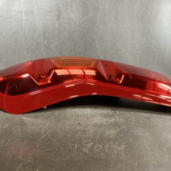 NISSAN XTRAIL DNT31 Genuine Taillight KOITO 220-63929 Right Side x1