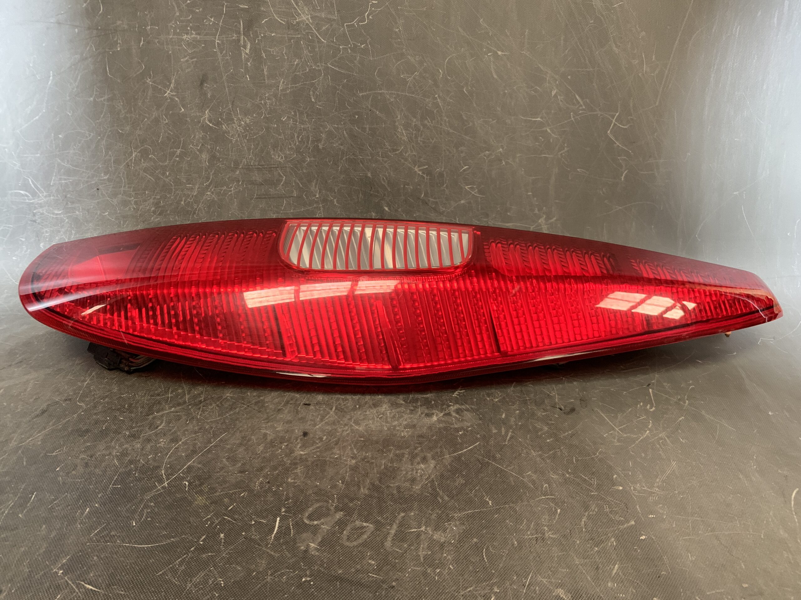 MITSUBISHI COLT Z21A Z22A Z27A Genuine Taillight STANLEY P3144 Right Side x1