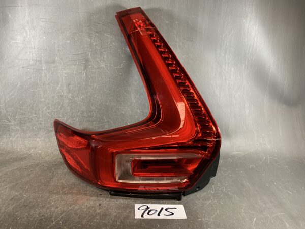 VOLVO XC40 Genuine Taillight 31446790 Left Side x1 » JDM-PARTS NZ