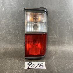MAZDA Bongo Vanette DELICA SK SE S21 Taillight 220-61471 220-61871 Right Side x1