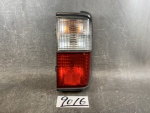 MAZDA Bongo Vanette DELICA SK SE S21 Taillight 220-61471 220-61871 Right Side x1