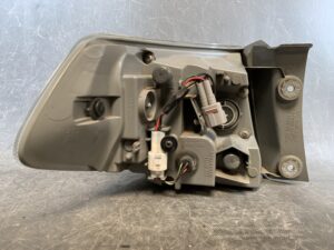 SUBARU IMPREZA GE2/GE3/GE6/GE7/GH2/GH3/GH6/GH7/GH8/GRB/GRF/GVB/GVF Genuine Taillight KOITO 220-20024 Right Side x1