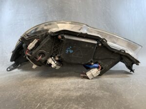 SUBARU LEGACY BR9 Genuine Headlight KOITO 100-20061 Right Side x1